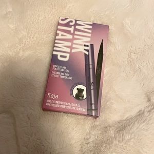 Kaja- Wink Stamp & Pen